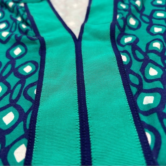 Boden Isobel Blue Geometric Tunic Dress with Grosgrain Ribbon Neckline, Size 2 - Picture 6 of 14